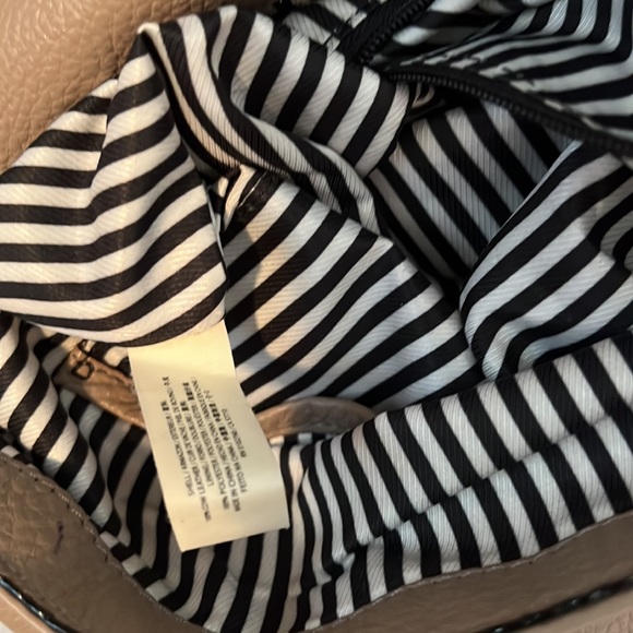 Kate Spade Crossbody Bag. Beige color. - Picture 16 of 16